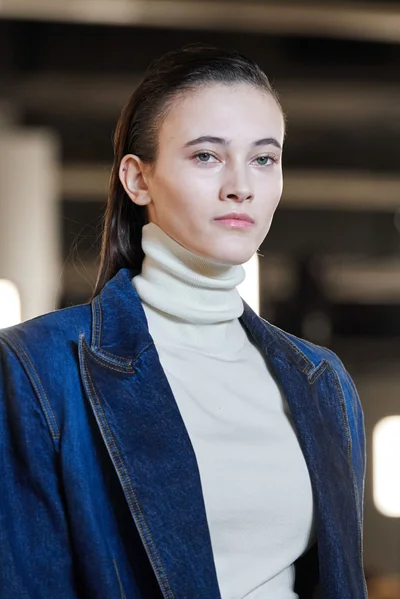 Look 120